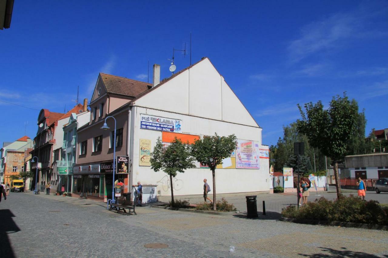 Apartman Brasov, Tyn Nad Vltavou Exterior photo
