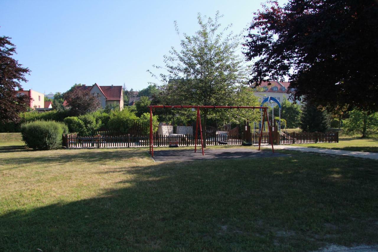 Apartman Brasov, Tyn Nad Vltavou Exterior photo